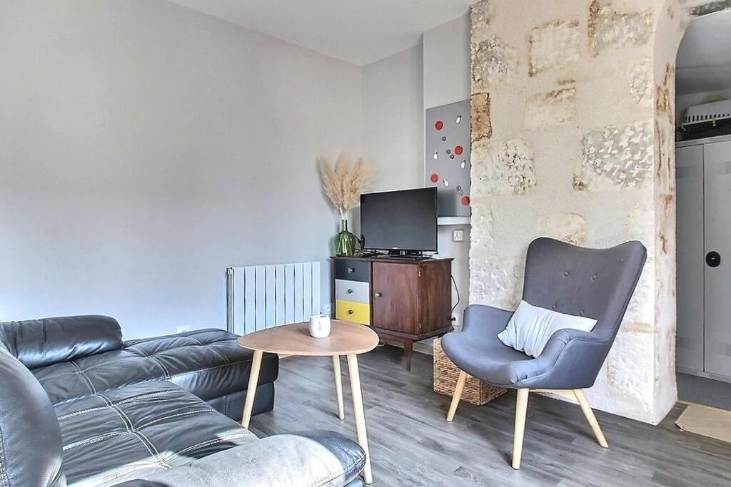 בורז'ה Appartement T2 Independant Au Coeur De La Ville מראה חיצוני תמונה